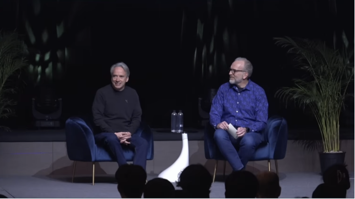 “Linux真正的活不是我在干”，Linus爆料近况：近20年不做程序员、没碰过AI编程、压力全来自于“人”